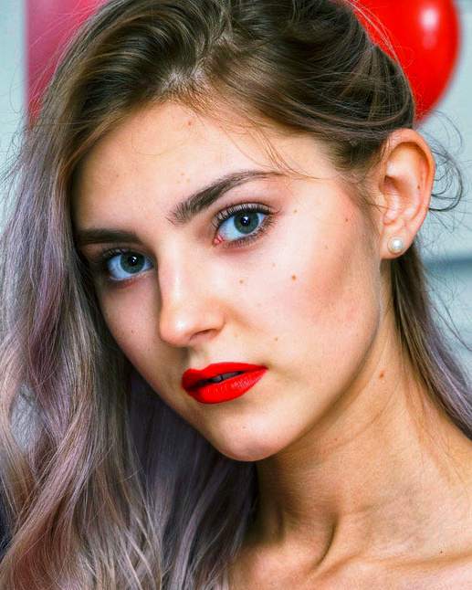 Eva Elfie Wiki Biography Age Height Boyfriend Photos More