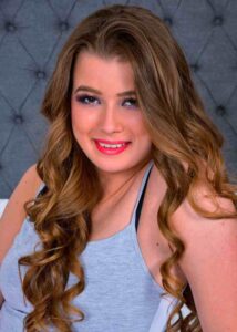 Olivia Sparkle - Wiki, Biography, Age, Height, Boyfriend, Career, Photos